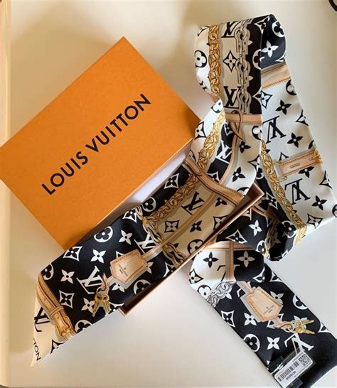 louis vuitton bandeau replica|louis vuitton bandeau on bag.